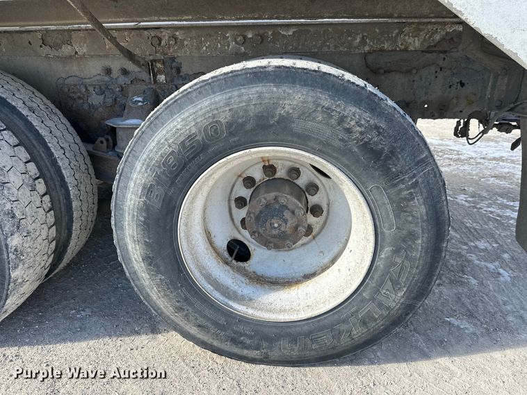 image for item FK1587 2000 Kenworth W900 ready mix truck