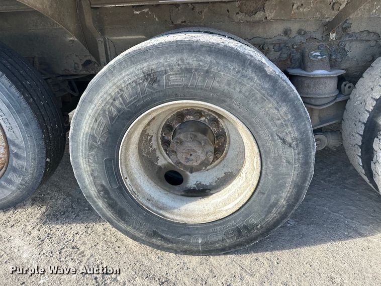 image for item FK1587 2000 Kenworth W900 ready mix truck