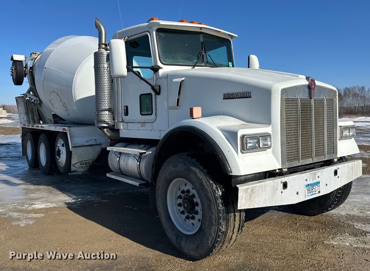 image for item FK1602 2006 Kenworth W9 Series ready mix truck