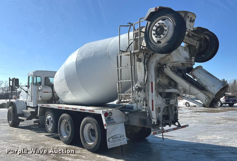 image for item FK1602 2006 Kenworth W9 Series ready mix truck