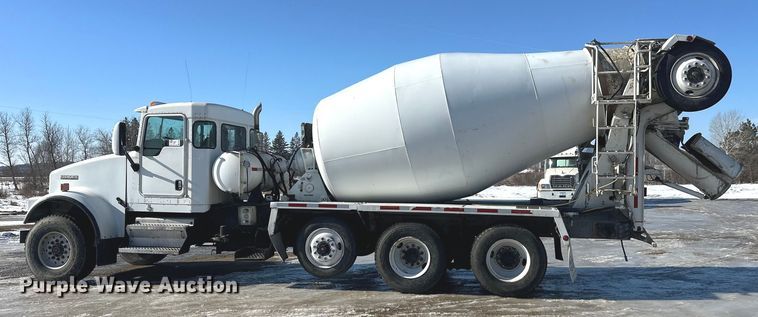 image for item FK1602 2006 Kenworth W9 Series ready mix truck