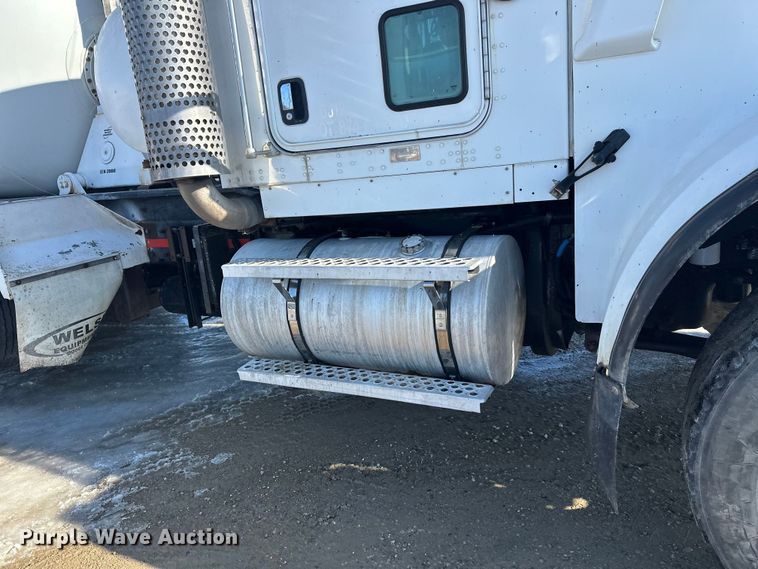 image for item FK1602 2006 Kenworth W9 Series ready mix truck