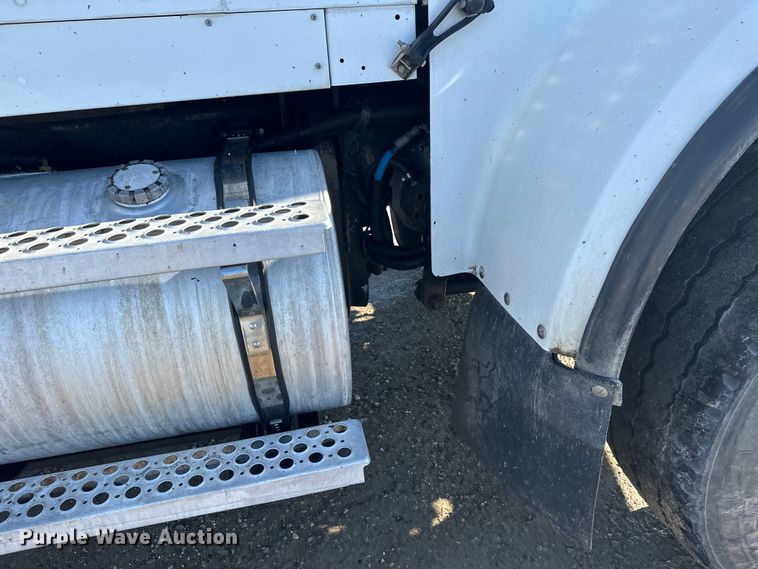 image for item FK1602 2006 Kenworth W9 Series ready mix truck