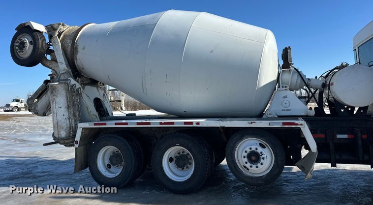 image for item FK1602 2006 Kenworth W9 Series ready mix truck