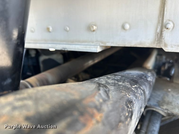 image for item FK1602 2006 Kenworth W9 Series ready mix truck