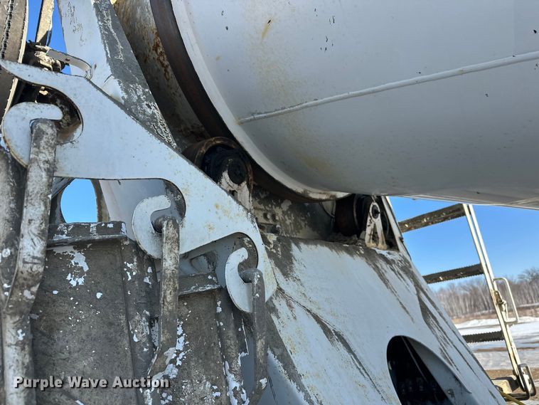 image for item FK1602 2006 Kenworth W9 Series ready mix truck