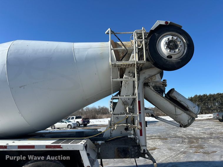 image for item FK1602 2006 Kenworth W9 Series ready mix truck