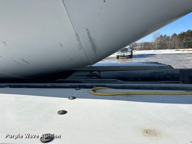 image for item FK1602 2006 Kenworth W9 Series ready mix truck