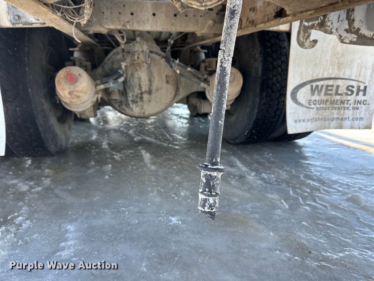 image for item FK1602 2006 Kenworth W9 Series ready mix truck