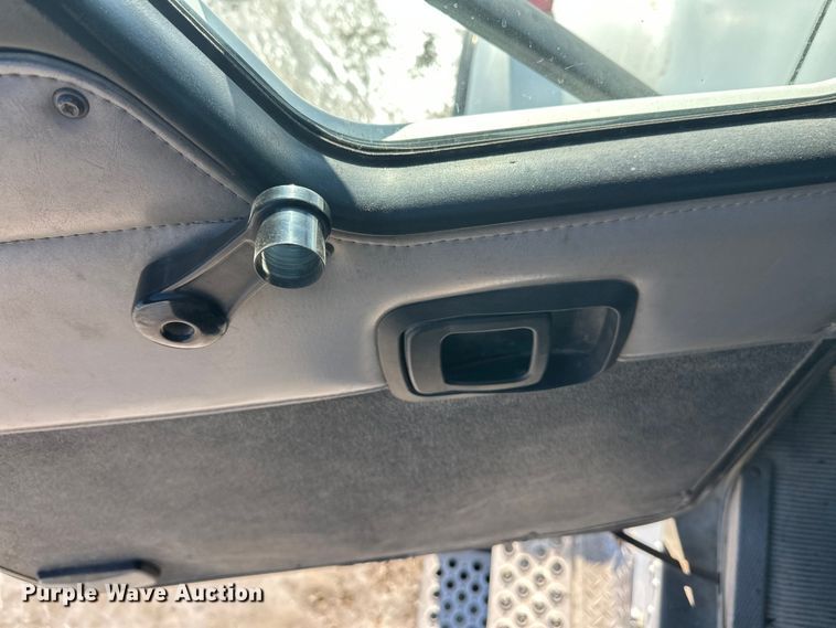 image for item FK1602 2006 Kenworth W9 Series ready mix truck