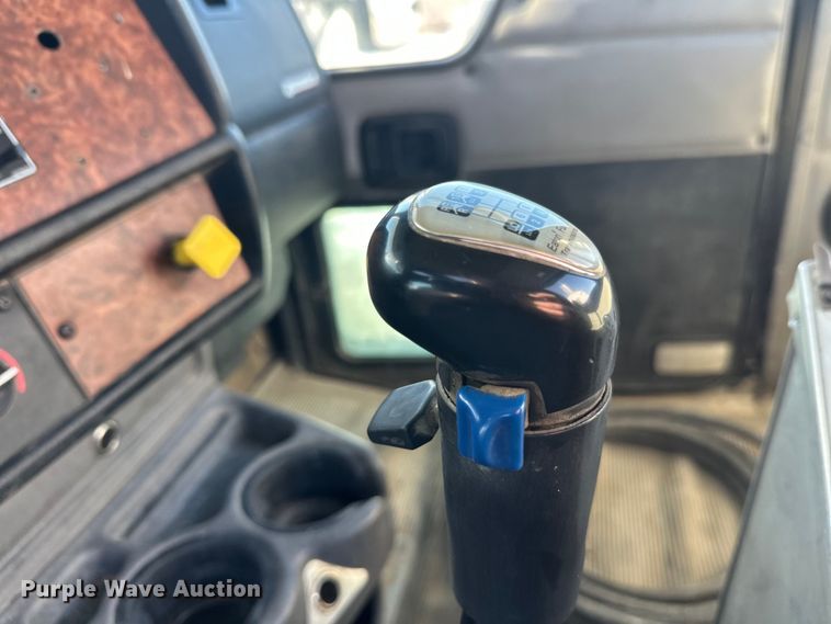 image for item FK1602 2006 Kenworth W9 Series ready mix truck