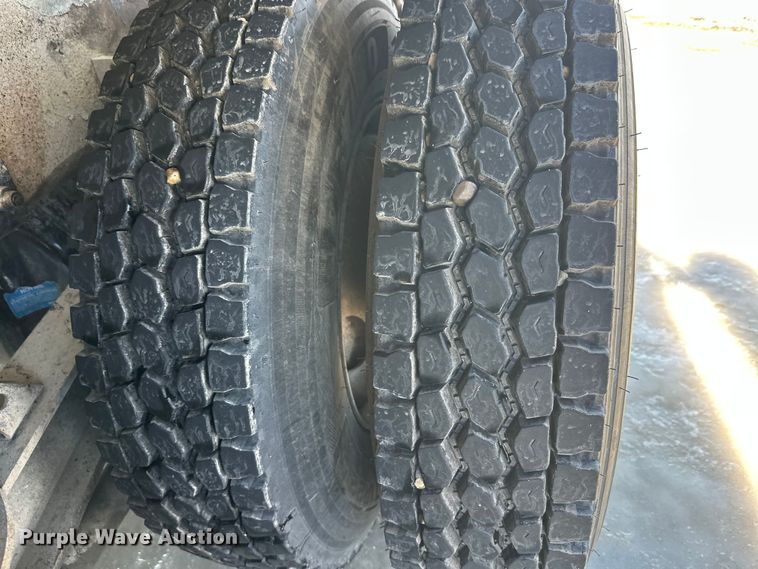 image for item FK1602 2006 Kenworth W9 Series ready mix truck