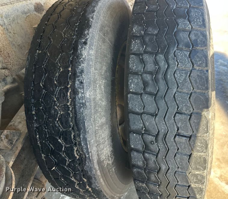 image for item FK1602 2006 Kenworth W9 Series ready mix truck