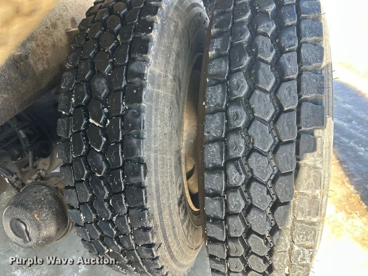 image for item FK1602 2006 Kenworth W9 Series ready mix truck