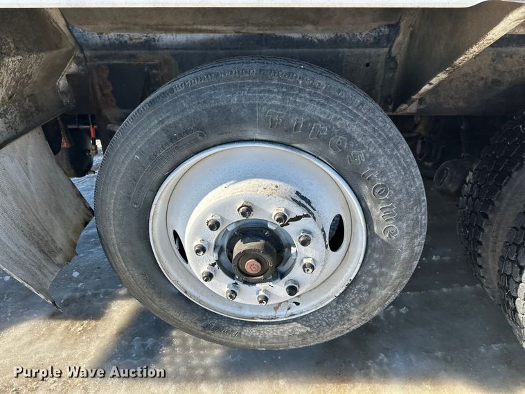 image for item FK1602 2006 Kenworth W9 Series ready mix truck