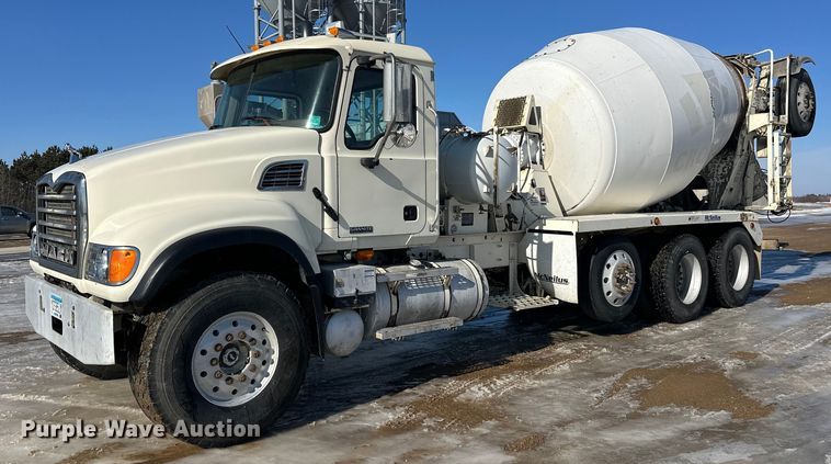 image for item FK1603 2007 Mack Cv ready mix truck