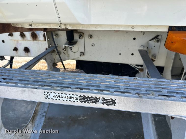 image for item FK1603 2007 Mack Cv ready mix truck