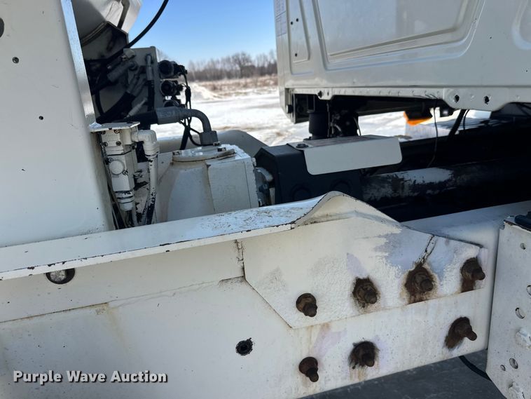 image for item FK1603 2007 Mack Cv ready mix truck