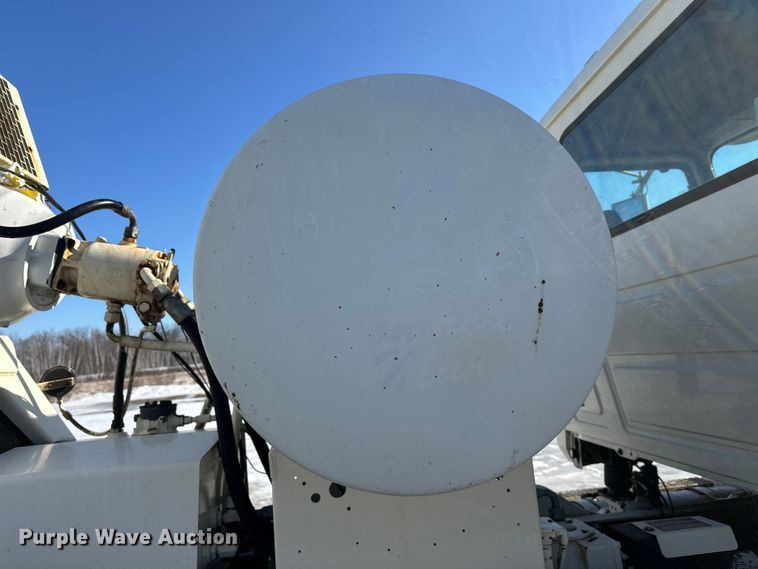 image for item FK1603 2007 Mack Cv ready mix truck