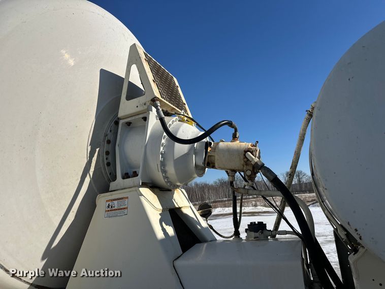 image for item FK1603 2007 Mack Cv ready mix truck