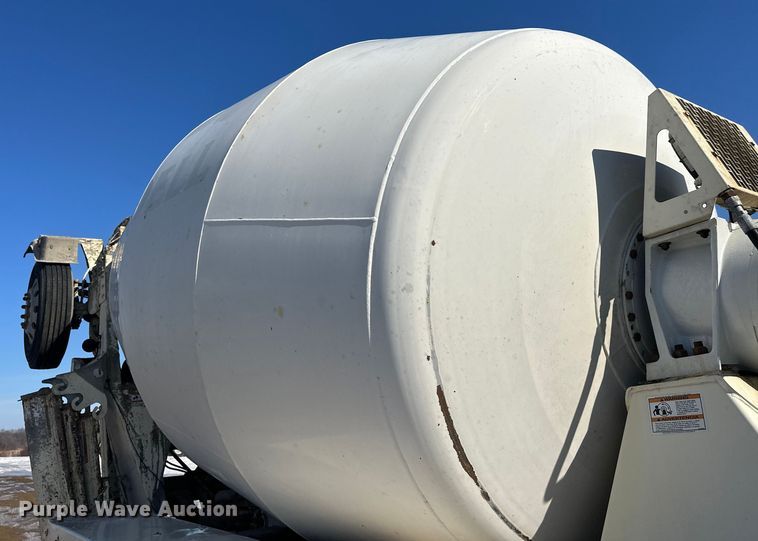 image for item FK1603 2007 Mack Cv ready mix truck