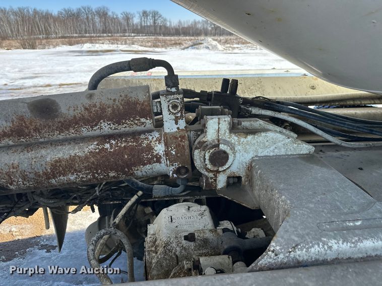 image for item FK1603 2007 Mack Cv ready mix truck