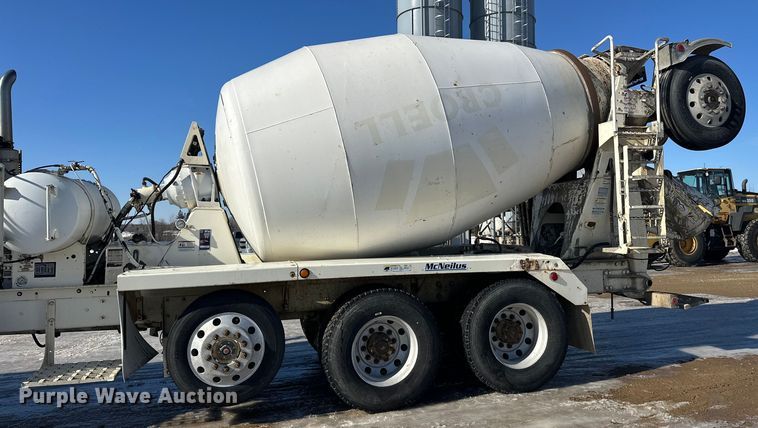 image for item FK1603 2007 Mack Cv ready mix truck