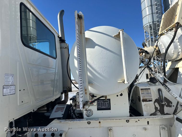 image for item FK1603 2007 Mack Cv ready mix truck