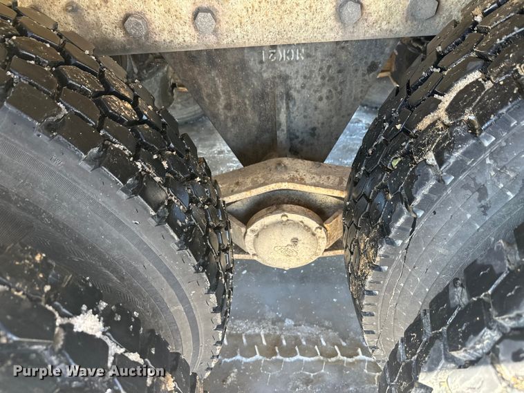 image for item FK1603 2007 Mack Cv ready mix truck