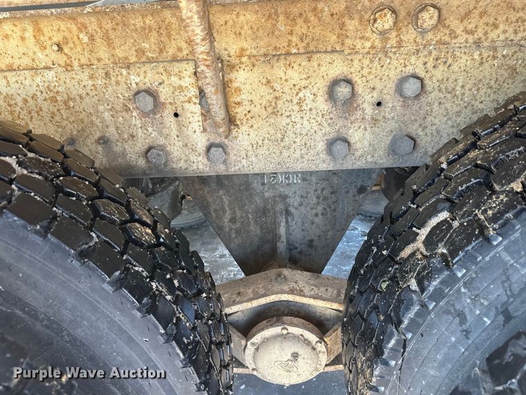 image for item FK1603 2007 Mack Cv ready mix truck