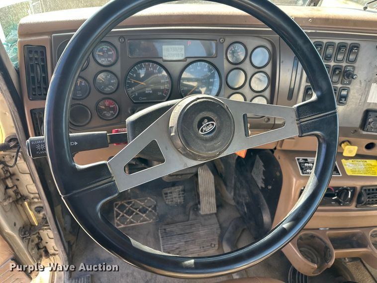 image for item FK1603 2007 Mack Cv ready mix truck