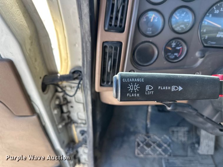 image for item FK1603 2007 Mack Cv ready mix truck