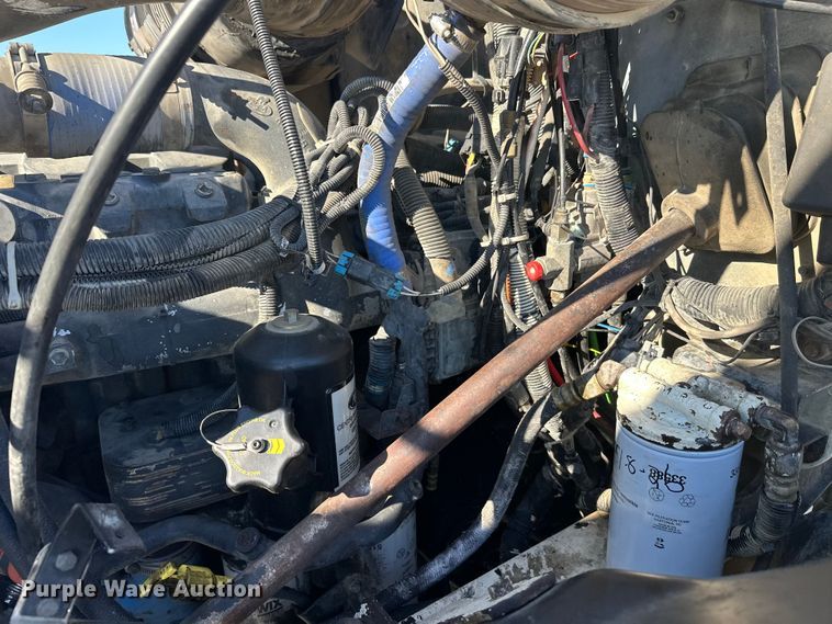 image for item FK1603 2007 Mack Cv ready mix truck