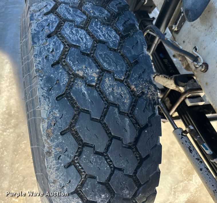 image for item FK1603 2007 Mack Cv ready mix truck