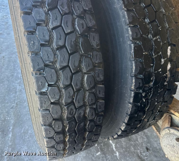 image for item FK1603 2007 Mack Cv ready mix truck