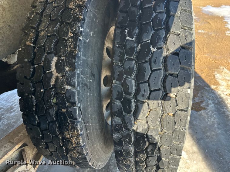 image for item FK1603 2007 Mack Cv ready mix truck