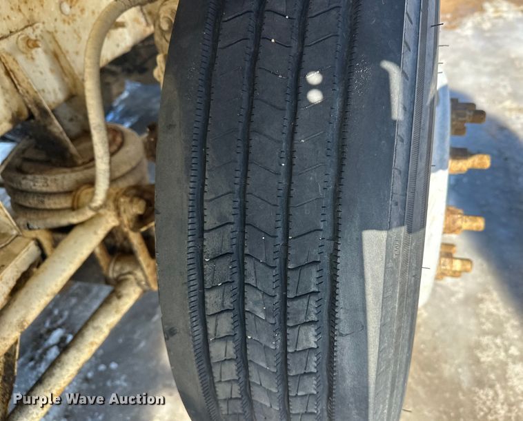 image for item FK1603 2007 Mack Cv ready mix truck