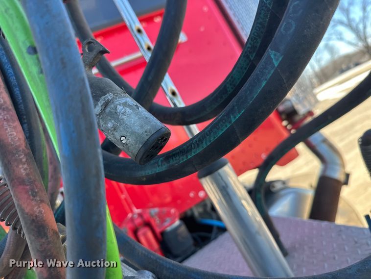 image for item FK1671 2007 Peterbilt 378 semi truck