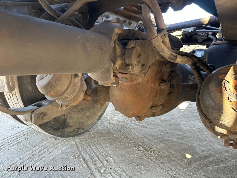 image for item FK1671 2007 Peterbilt 378 semi truck