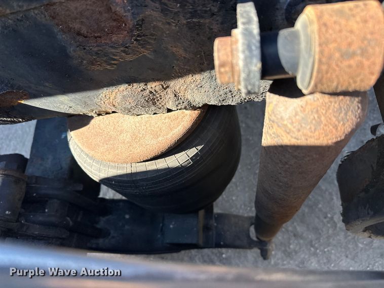 image for item FK1671 2007 Peterbilt 378 semi truck