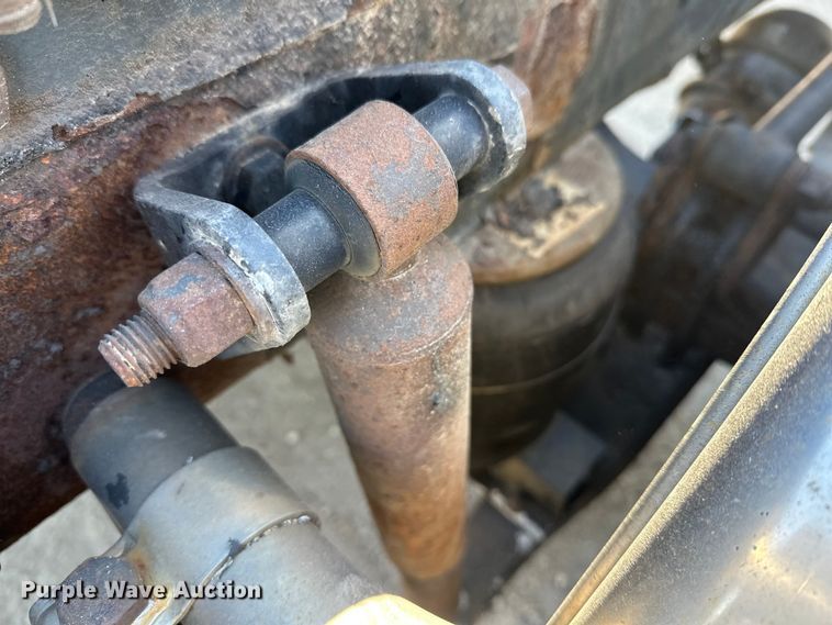 image for item FK1671 2007 Peterbilt 378 semi truck