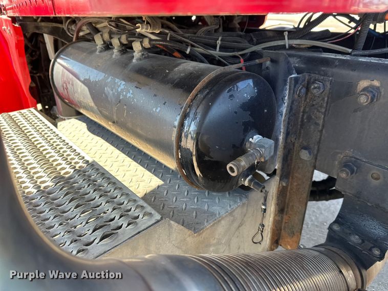 image for item FK1671 2007 Peterbilt 378 semi truck