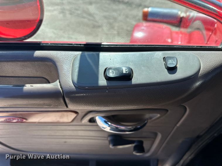 image for item FK1671 2007 Peterbilt 378 semi truck