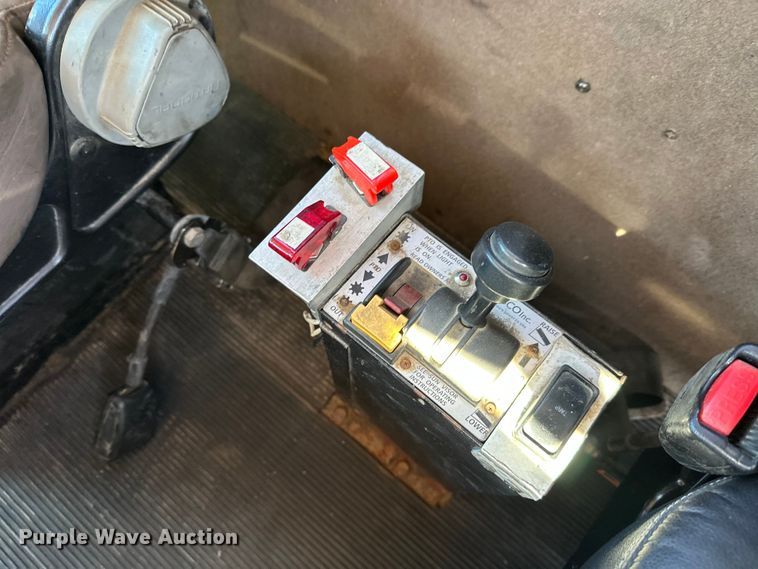 image for item FK1671 2007 Peterbilt 378 semi truck