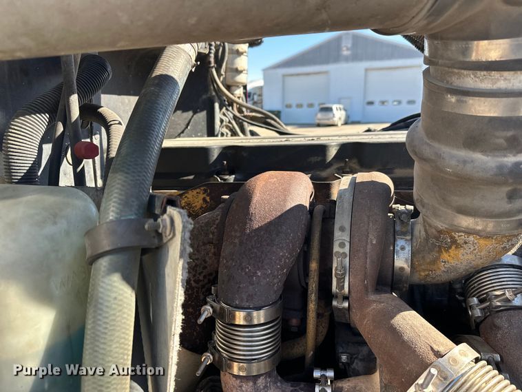 image for item FK1671 2007 Peterbilt 378 semi truck