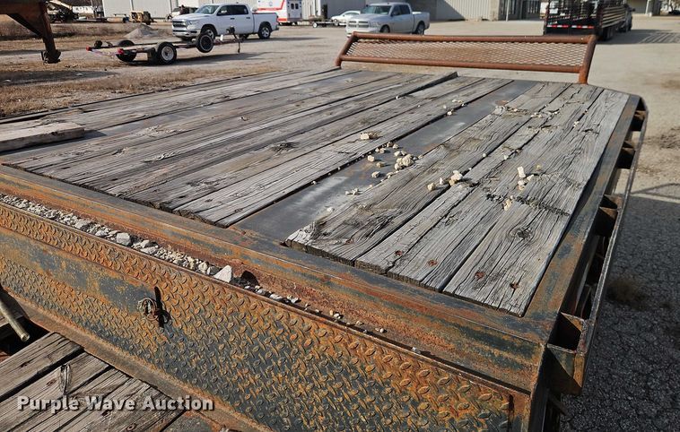 image for item FN5568 2002 Haul-A-Round drop deck equipment trailer