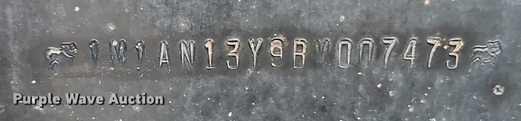 image for item FN5571 2011 Mack CHU613 semi truck