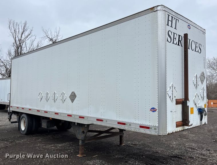 image for item FO3518 2013 Utility dry van trailer