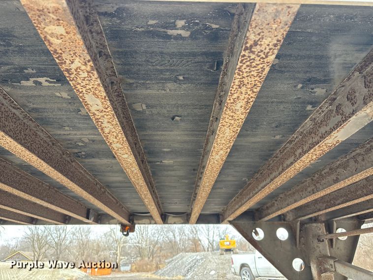 image for item FO3518 2013 Utility dry van trailer