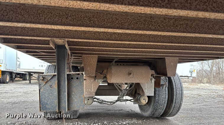 image for item FO3518 2013 Utility dry van trailer